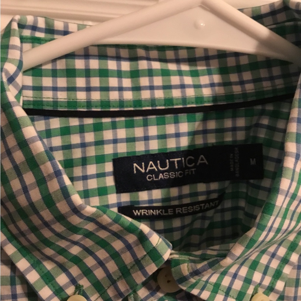 Green button down - Picture 2 of 2